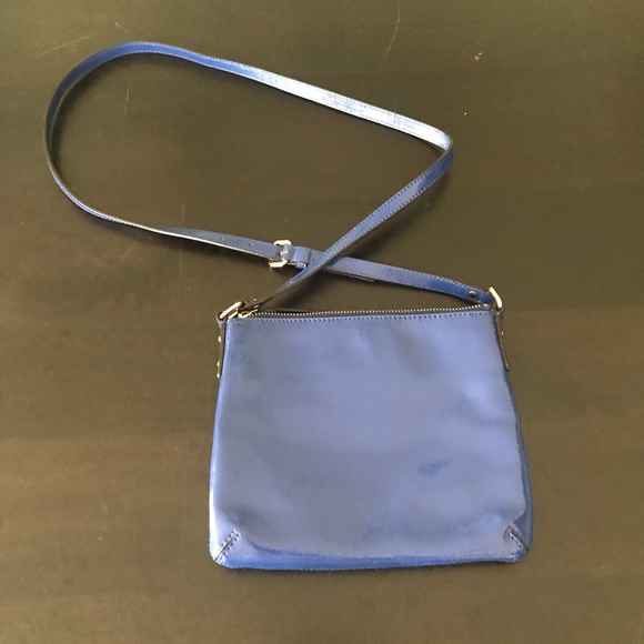 Kate Spade Blue Patent Crossbody bag. - Picture 3 of 3